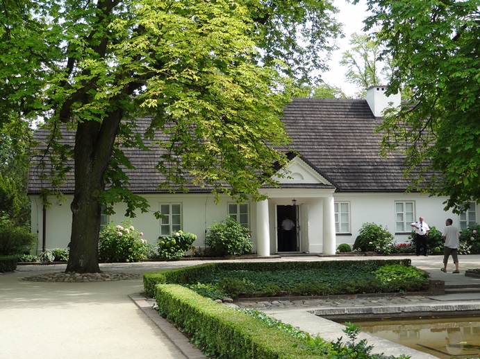 Zelazowa Wola - manor house