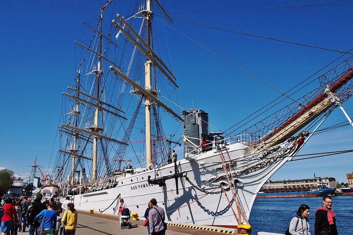 Gdynia - Dar Pomorza sailship
